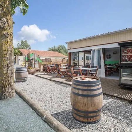 Mobil-home Cosy Avec Terrasse à - Api-1-52-1341 Camping Puyravault (Vendee)
